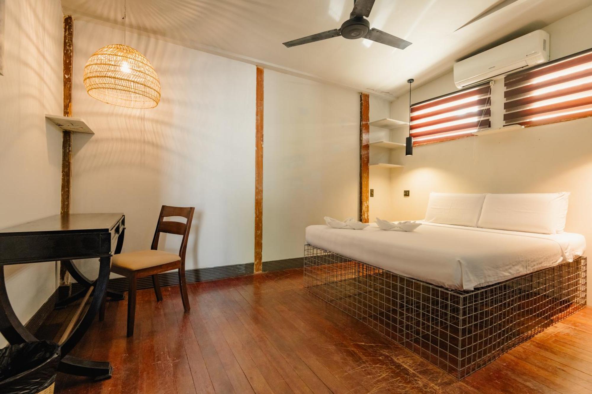 The Flying Fish Hostel Cebu Exterior foto